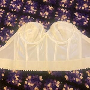 Vintage Q-T Y2K 90’s Bridal/formal strapless bra/corset 36B